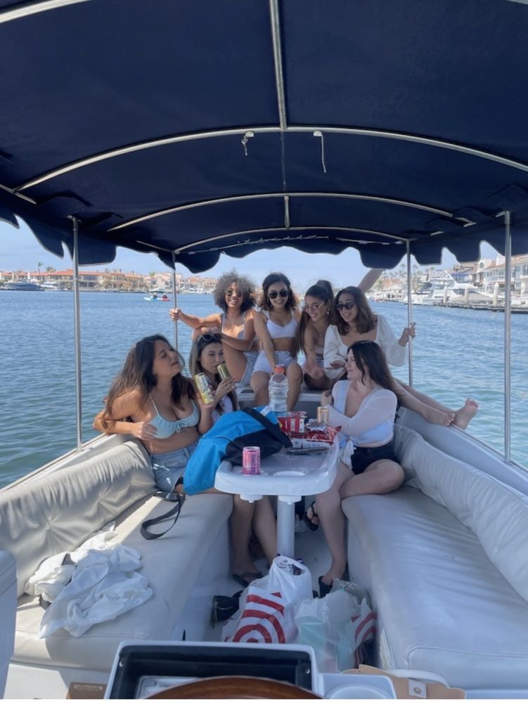Girls day on water